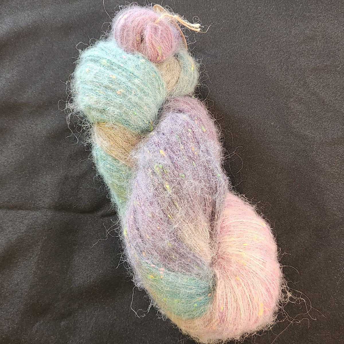 Twisted Caster - Peony