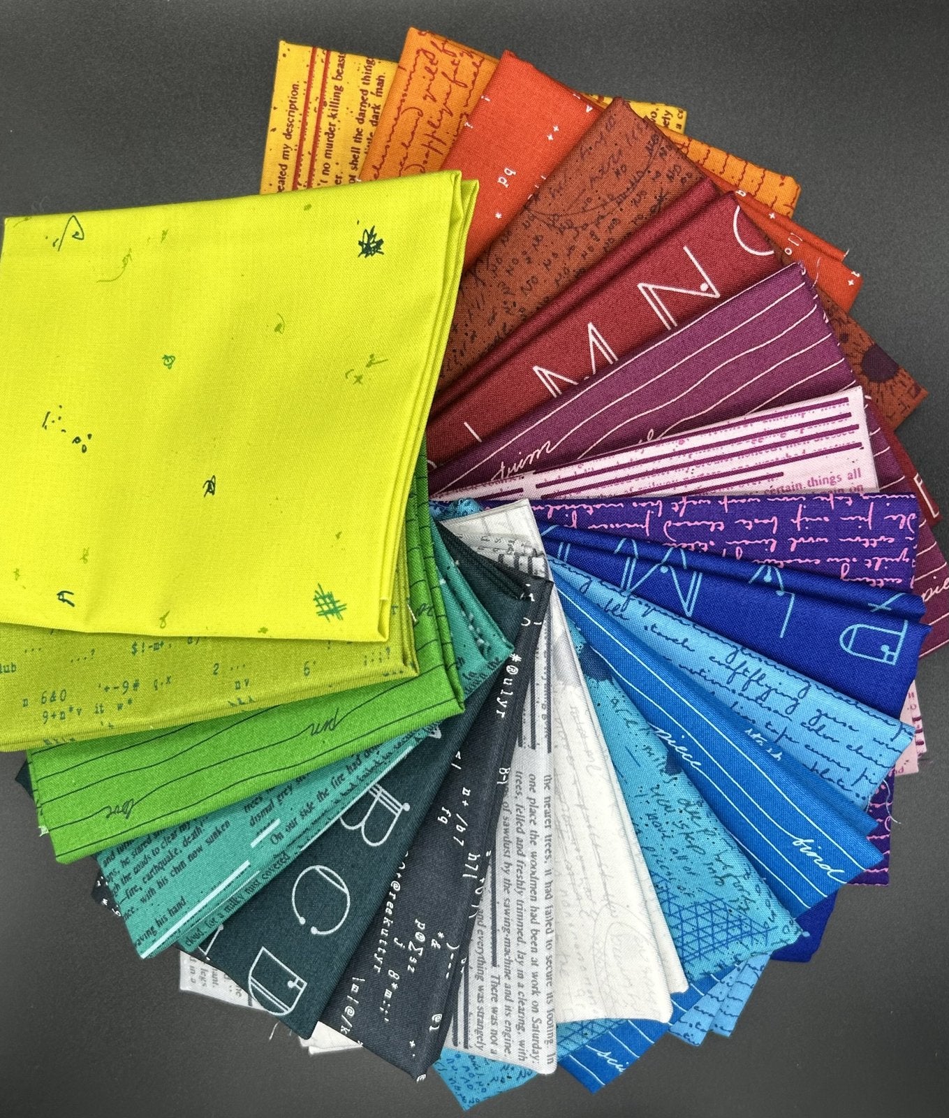Scrawl - Fat Quarter Bundle
