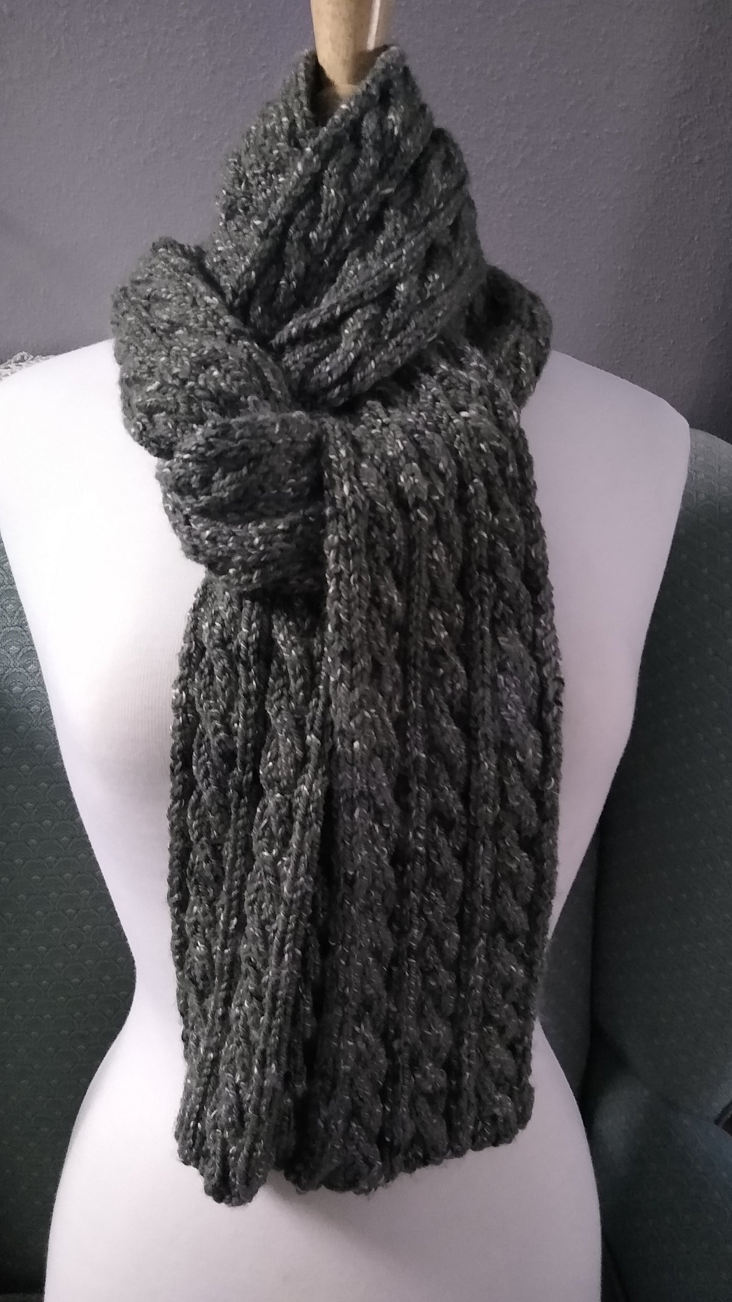 Reversible Cable Scarf - Knitting