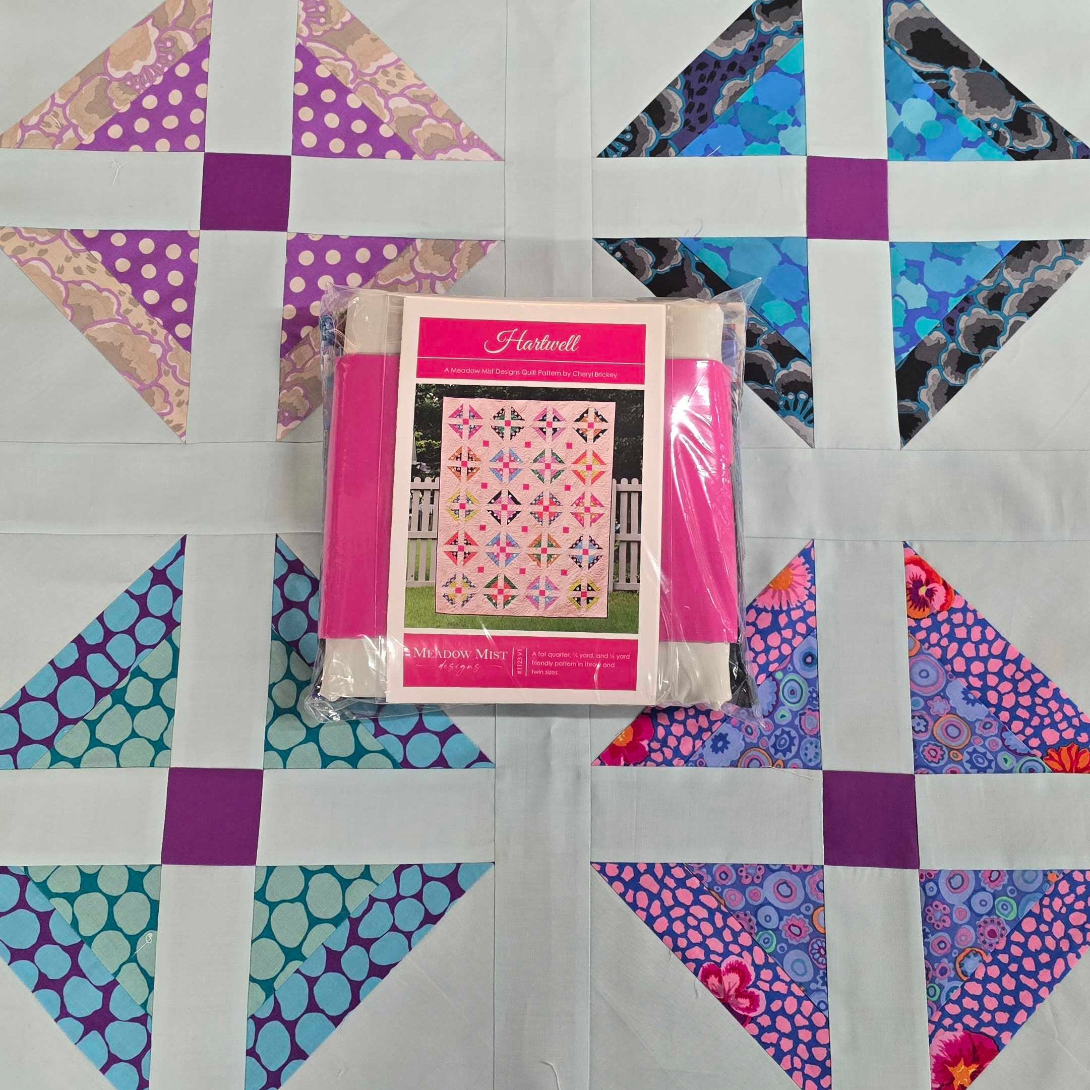 Hartwelll Quilt Kit - Desert Green