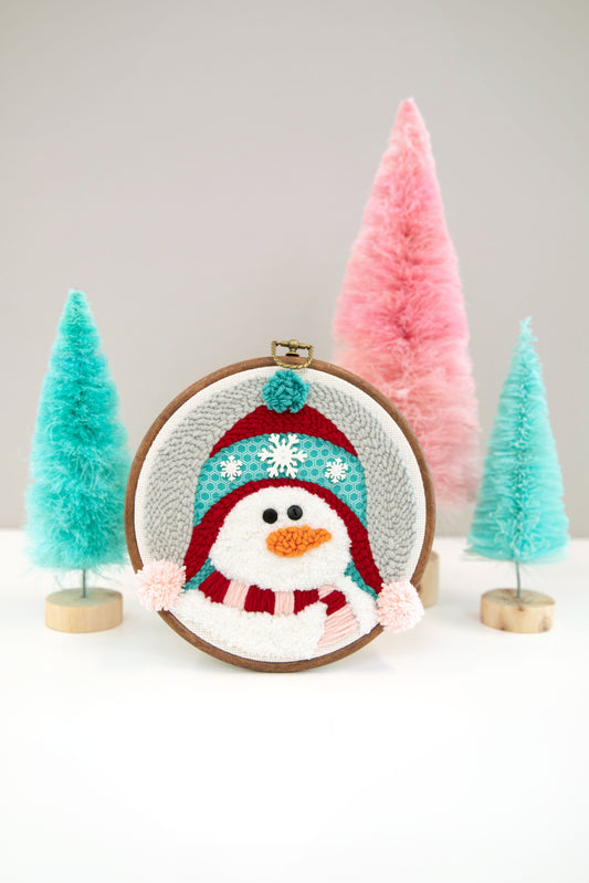 Punch Needle Kit - Shivering Snowman