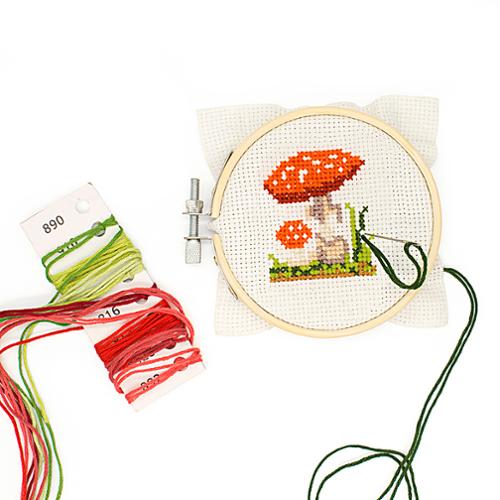 Embroidery Kit Mushroom