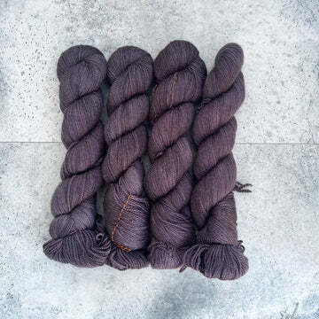 Mama Bear - Coffee Black