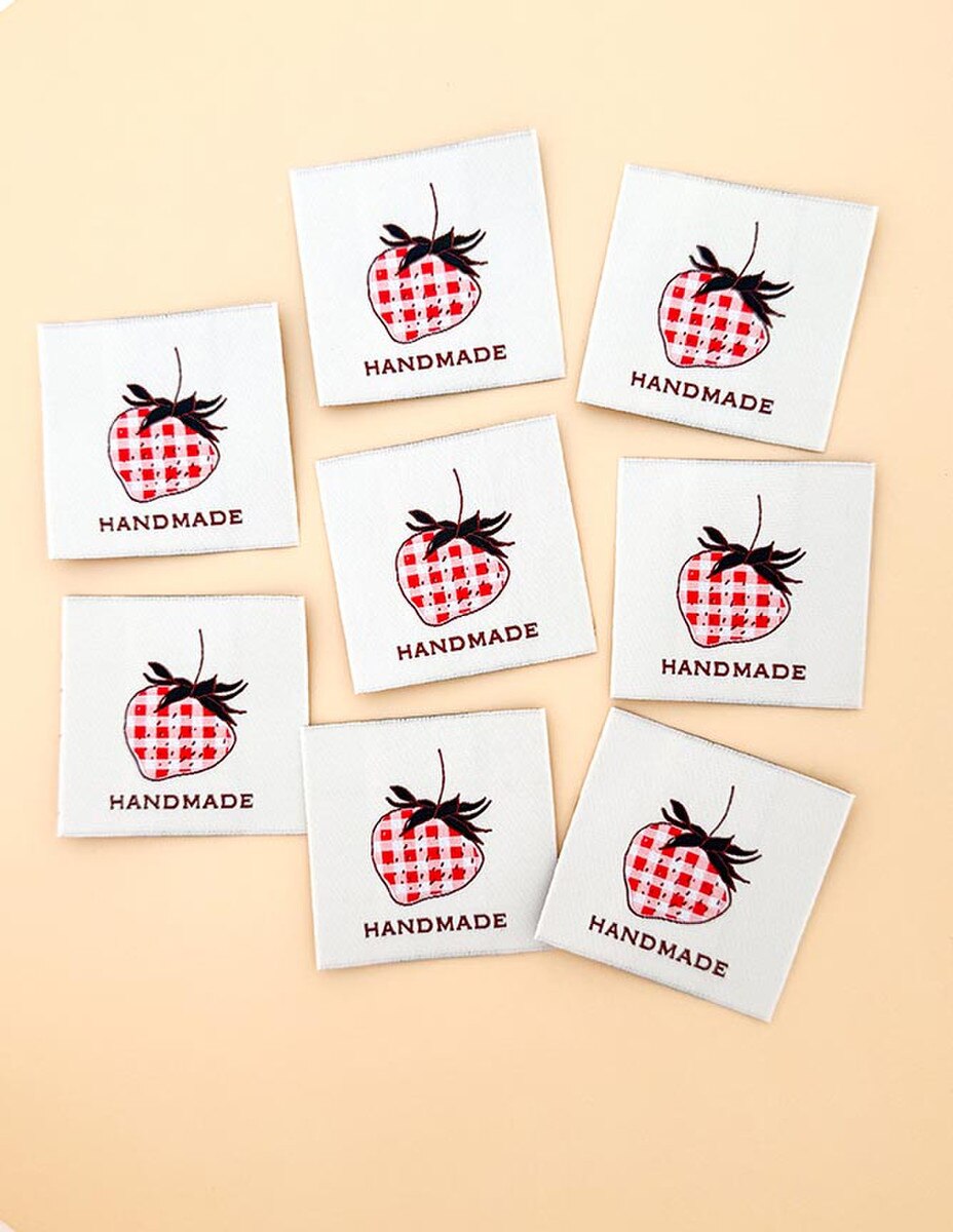 Woven Labels - Check Strawberry