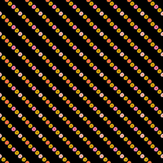 Ooh Lucky Lucky - Garland - Black