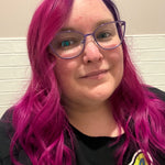 Kelly Ballard‑Pierce of Cozy Craft Coven, indie yarn dyer and fiber artist.